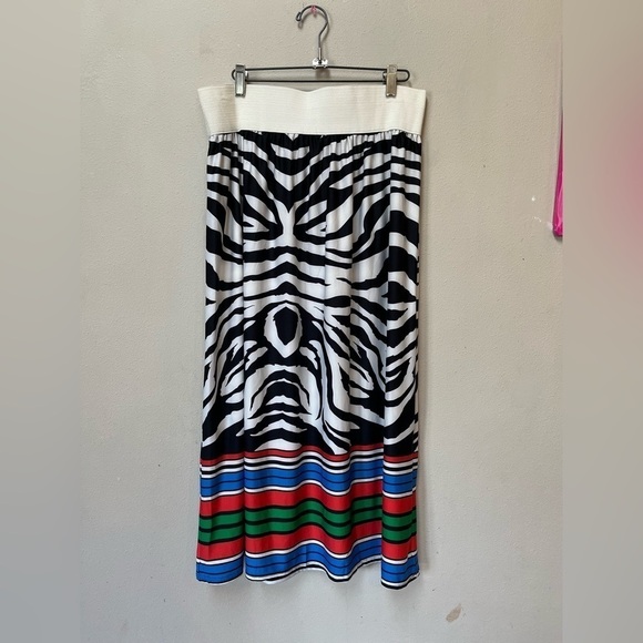 Zebra Stripe Colorful Stretch Midi Skirt Plus 2X NWT Magic - Picture 4 of 8